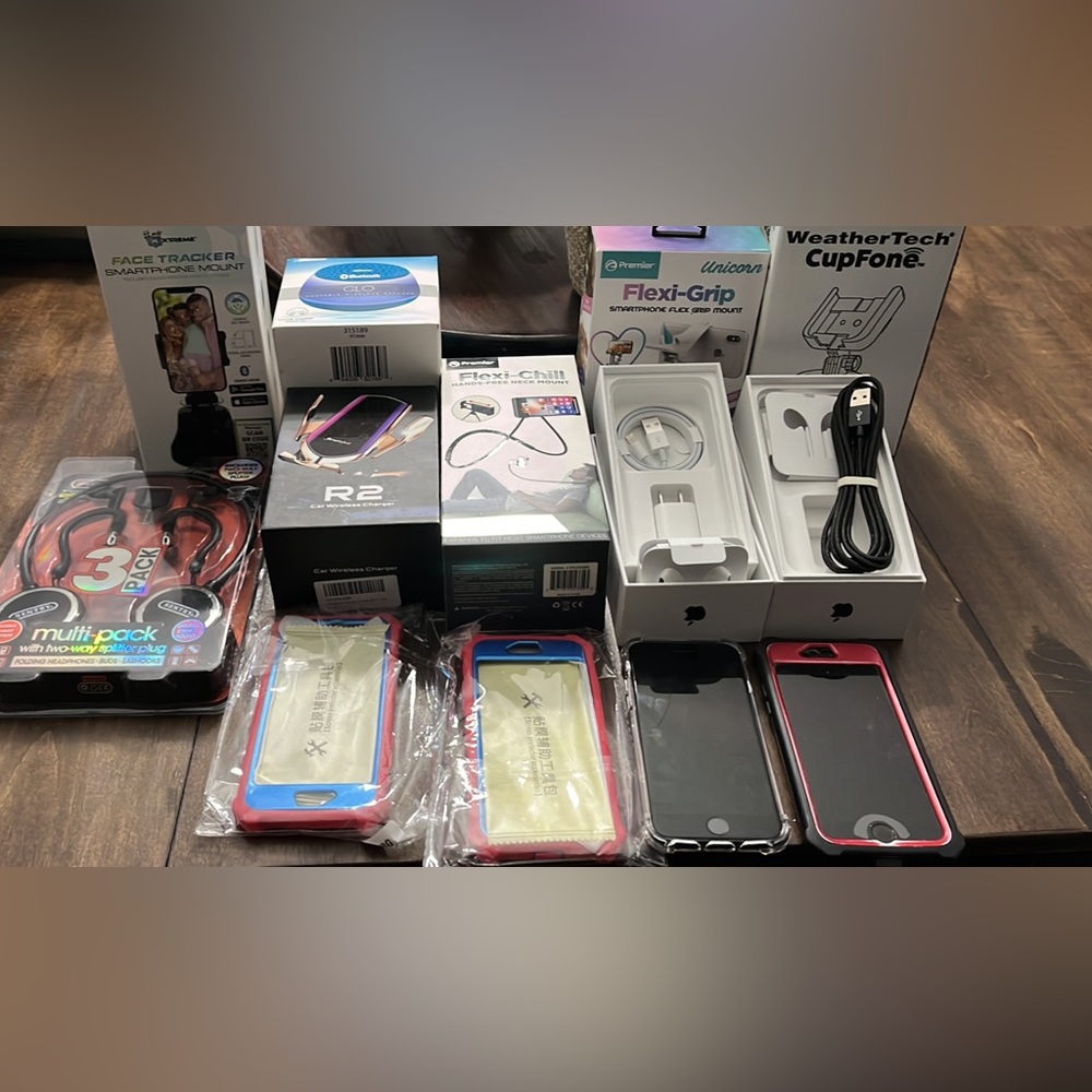 2 iPhone 📱 7 plus accessories